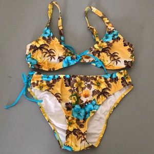 Never worn, Canyon Beach two piece bikini